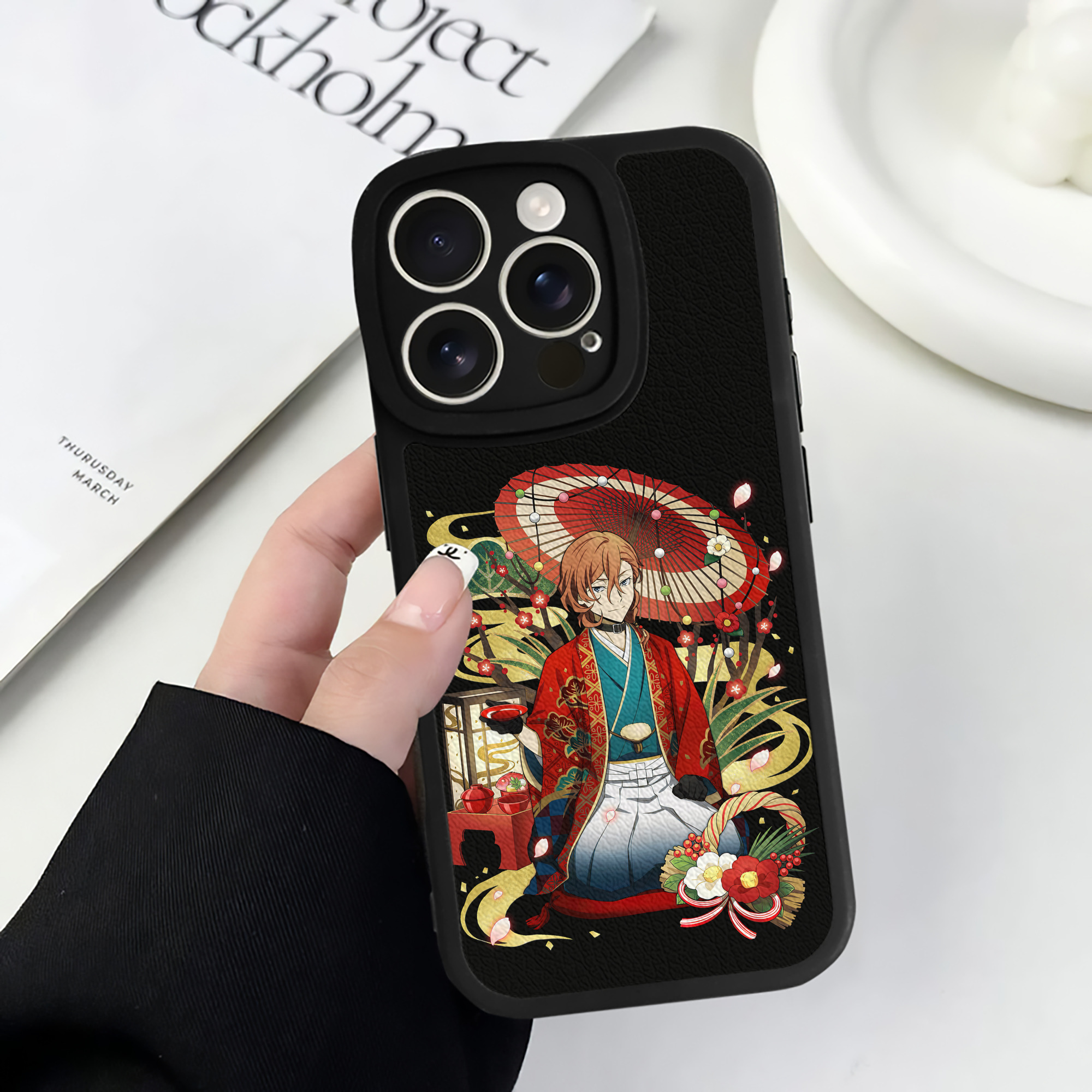 （画像用） 文豪ストレイドッグス Bungo Stray Dogs 【iPhone 16シリーズ対応】シリコンスマホケース（レザー調） 材質：シリコン